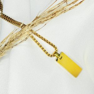 Collar | Oro con dije rectangular 10*25mm