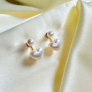 Aretes corazón perla | Dorado