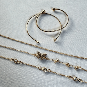 Brazaletes Set 4 piezas | N0000138 | Dorado