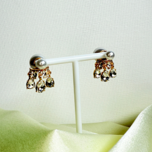 Aretes perla con circón | Dorados