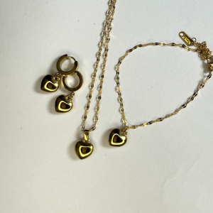 Conjunto Aretes + Cadena + Brazalete dije corazón | Dorado